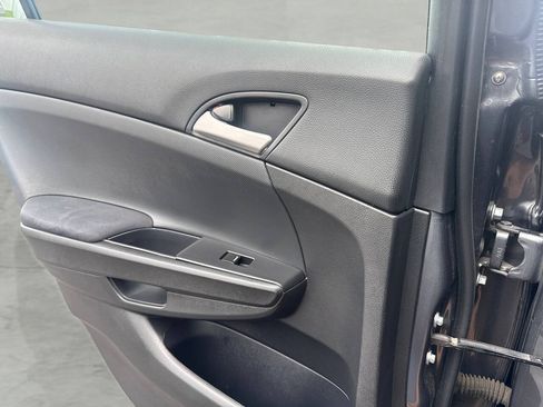 Used 2012 Honda Accord LX image 19