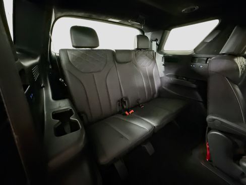 Used 2022 Hyundai Palisade Calligraphy image 41