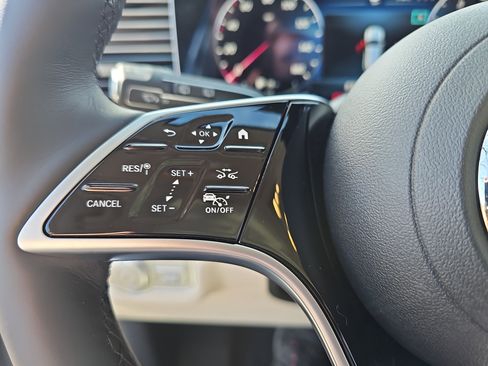 New 2026 Mercedes-Benz GLE 450 4MATIC image 18