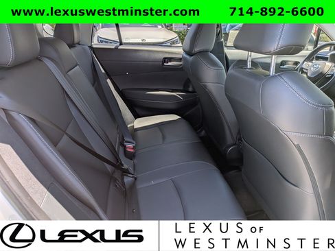 Used 2023 Toyota Corolla Cross XLE w/ Convenience Package AWD/4WD image 7