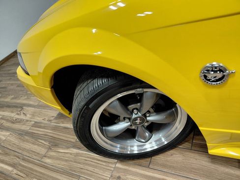 Used 2004 Ford Mustang GT image 13