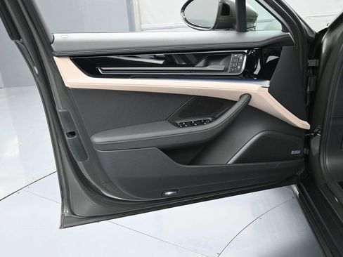 New 2026 Porsche Panamera 4 image 15