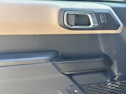 Used 2024 Ford Bronco Wildtrak image 20