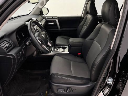 Used 2019 Toyota 4Runner SR5 Premium AWD/4WD image 11