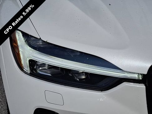 Certified 2024 Volvo XC60 T8 Core w/ Climate Package AWD/4WD image 11