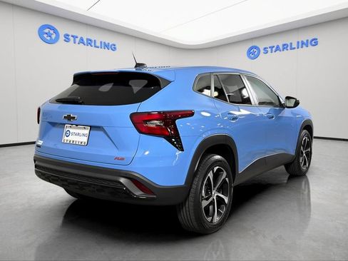 Certified 2024 Chevrolet Trax RS w/ Driver Confidence Package FWD image 9