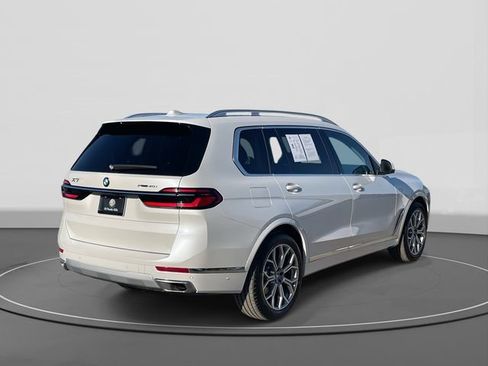 Used 2023 BMW X7 xDrive40i w/ Premium Package AWD/4WD image 4
