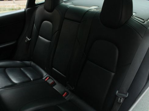 Used 2023 Tesla Model 3 Standard Range RWD image 18