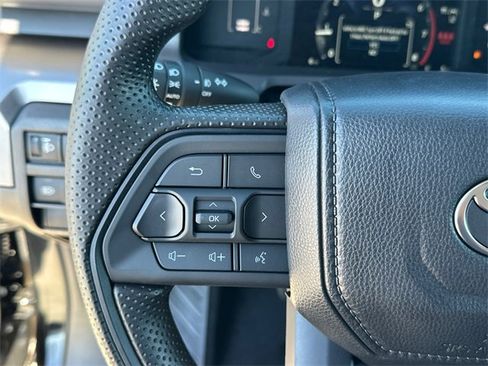 New 2025 Toyota Tacoma SR5 image 18