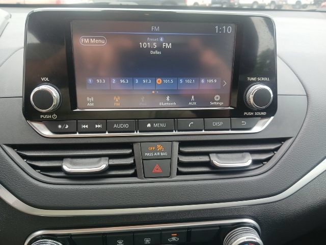 Used 2024 Nissan Altima 2.5 S FWD image 24