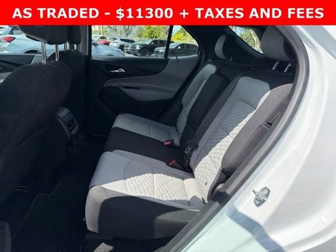 Used 2018 Chevrolet Equinox LS FWD image 15