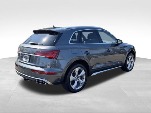 Used 2023 Audi Q5 2.0T Premium Plus w/ Premium Plus Package AWD/4WD image 9