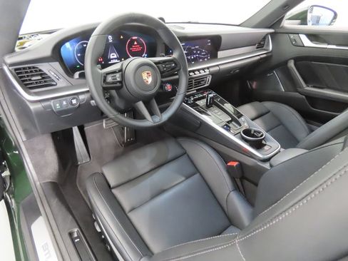Certified 2026 Porsche 911 Carrera RWD image 4