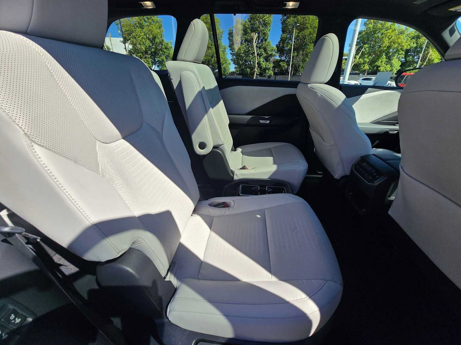 Certified 2025 Lexus TX 350 FWD w/ Technology Package image 12