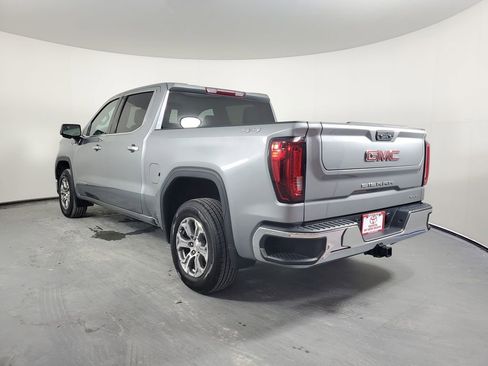 Used 2024 GMC Sierra 1500 SLT AWD/4WD image 6