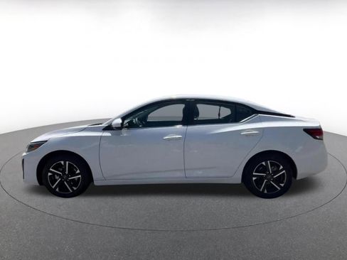 Used 2025 Nissan Sentra SV FWD image 8