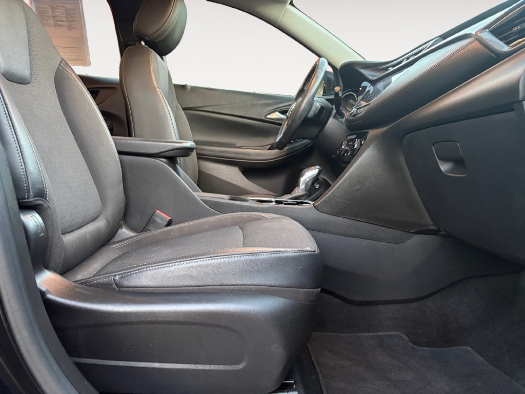 Used 2020 Buick Encore GX Select FWD image 15