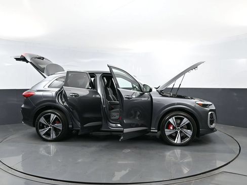 New 2026 Audi SQ5 Premium Plus AWD/4WD image 29