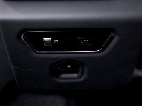 Used 2026 Lotus Emira RWD image 38