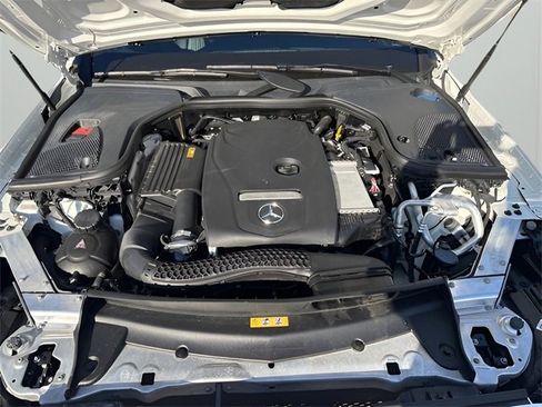 Used 2018 Mercedes-Benz E 300 4MATIC image 26