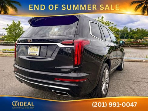 Used 2023 Cadillac XT6 Premium Luxury FWD image 5