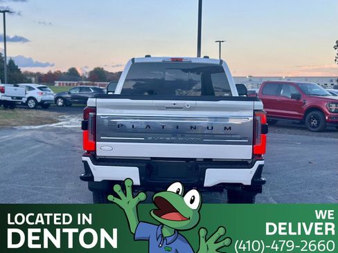 Used 2024 Ford F250 Platinum image 6