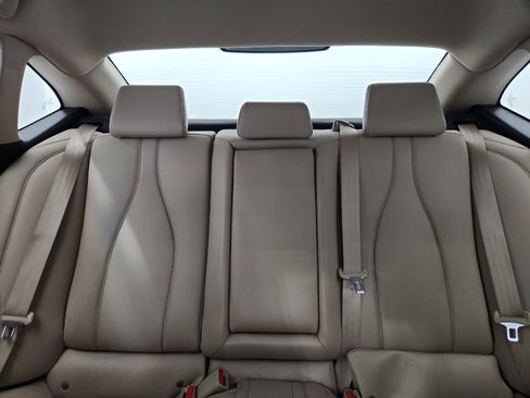 Used 2023 Acura TLX FWD image 29