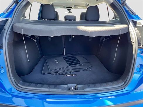 Used 2024 Nissan Kicks SR image 23