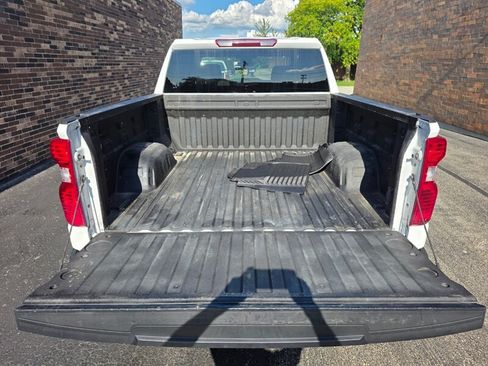 Used 2022 Chevrolet Silverado 1500 Custom AWD/4WD image 25