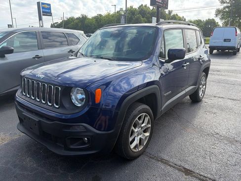 Used 2018 Jeep Renegade Latitude w/ Cold Weather Group AWD/4WD image 1