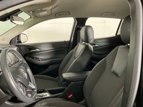 Used 2023 Buick Encore GX Select w/ Sport Touring Package FWD image 29