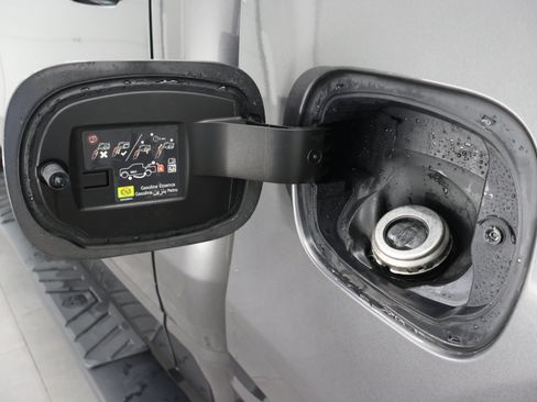 Used 2024 RAM 1500 Big Horn AWD/4WD image 27