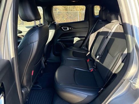 Used 2024 Jeep Compass Trailhawk image 41