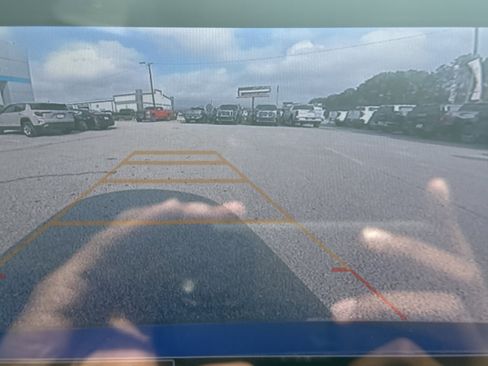 Used 2024 Chevrolet Malibu LT image 30