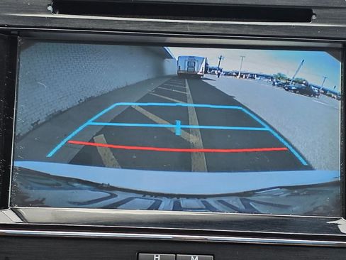 Used 2015 Toyota Avalon XLE Touring FWD image 25