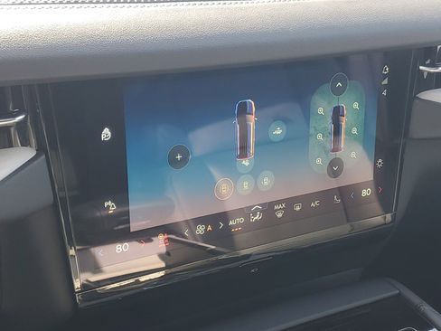 New 2026 Lincoln Navigator Reserve w/ Jet Appearance Package image 24