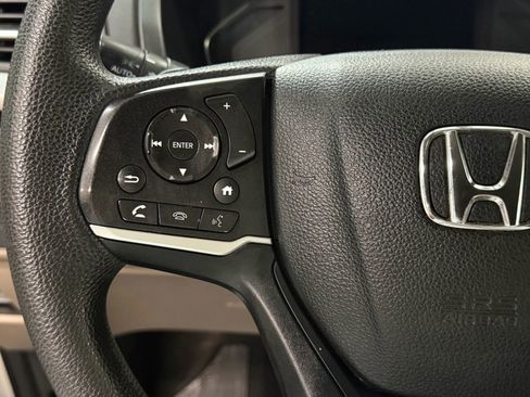 Used 2018 Honda Odyssey EX image 28