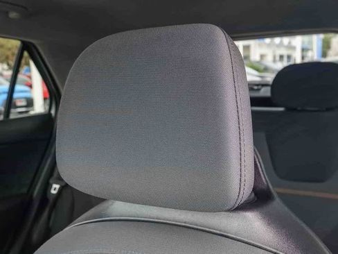 Certified 2025 Kia Niro LX image 25