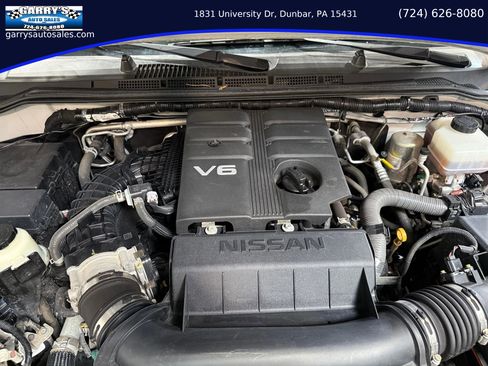 Used 2021 Nissan Frontier SV w/ Midnight Edition Floor Mats image 9