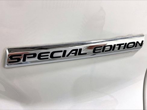 Used 2021 Honda CR-V Special Edition image 8