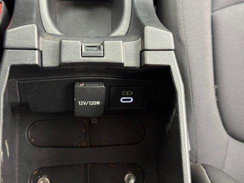 Used 2023 Toyota Corolla Cross LE image 30