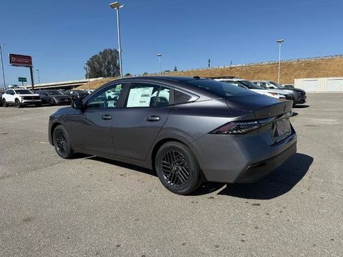 New 2026 Nissan Sentra SV w/ Floor Mat Package FWD image 4
