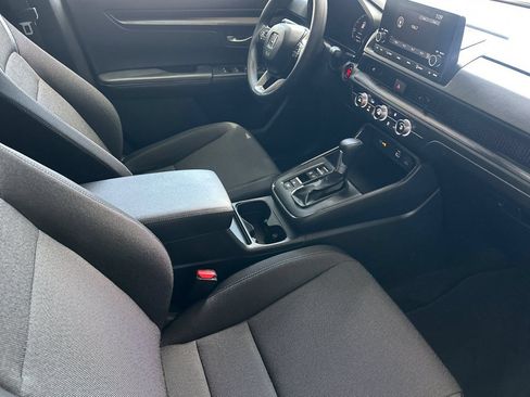 Used 2025 Honda CR-V LX image 16