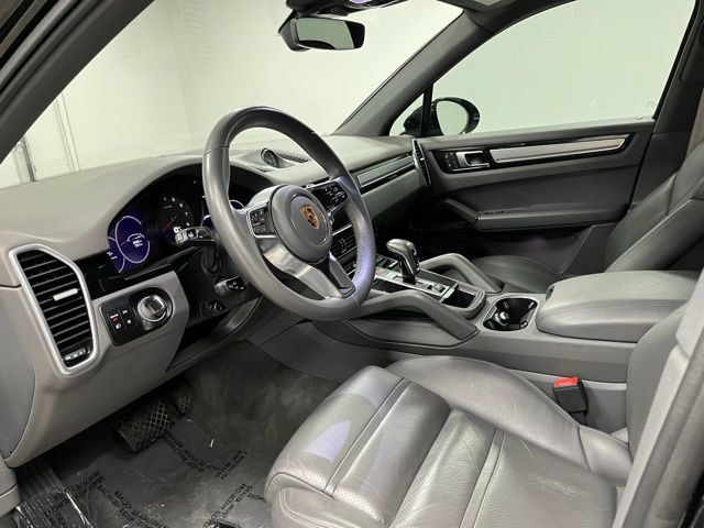 Used 2022 Porsche Cayenne Platinum Edition AWD/4WD image 37