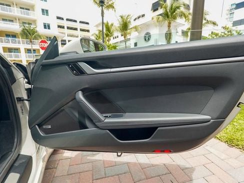 Used 2021 Porsche 911 Carrera 4 image 68