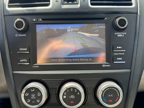 Used 2017 Subaru Forester 2.5i w/ Alloy Wheel Package image 9