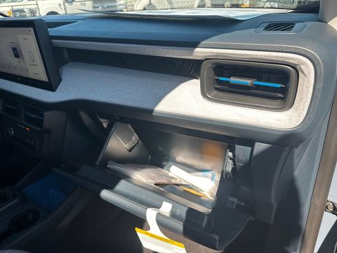 New 2025 Ford Maverick XLT w/ Equipment Group 302A image 36