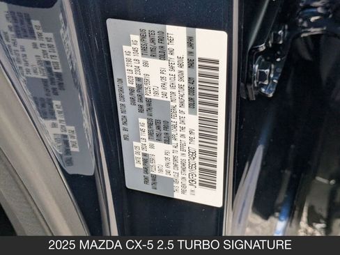New 2025 MAZDA CX-5 Signature image 40
