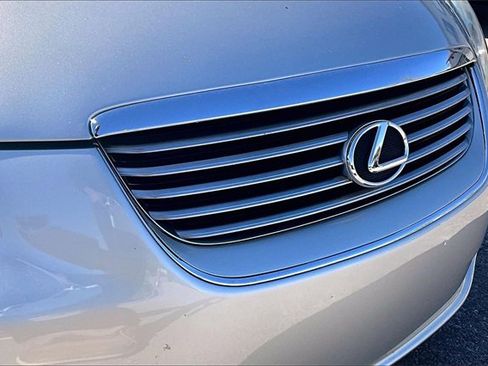 Used 2005 Lexus SC 430 Convertible image 34