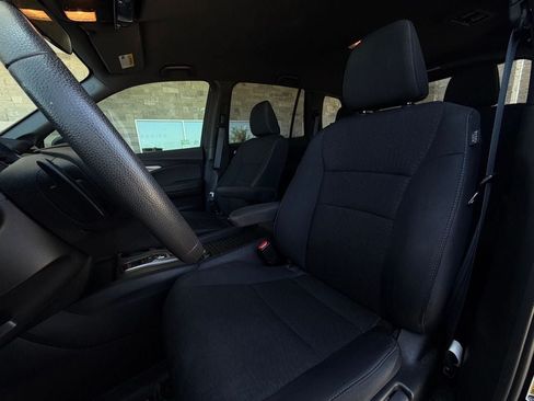 Used 2021 Honda Passport Sport image 4